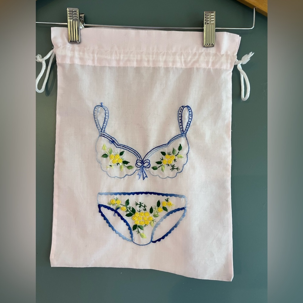 Embroidered Cotton Drawstring Bag